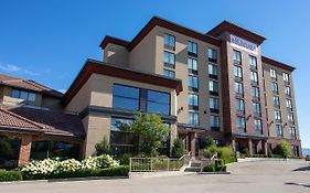 Hotel Kelowna & Conference Centre